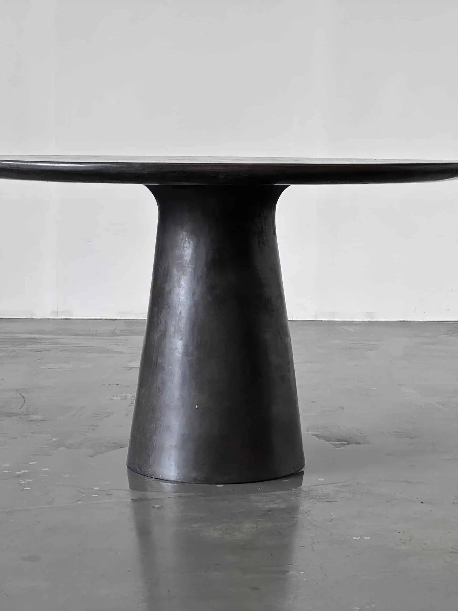 Sculpture Tables – Nestor Rotsen